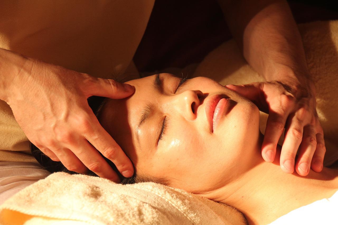 Massage aux bambous